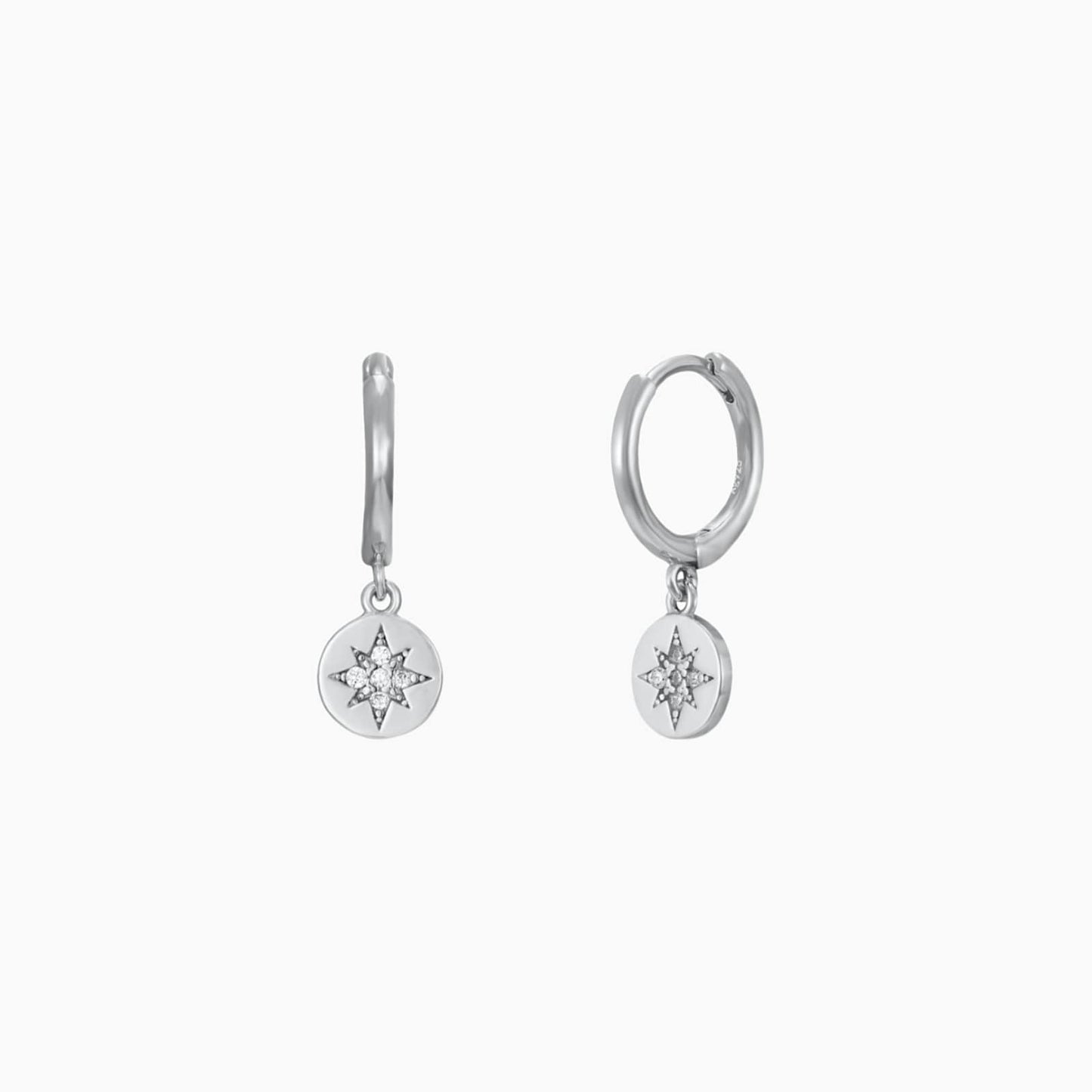 Boucles femme médaille étoile avec zircons doré ou argent