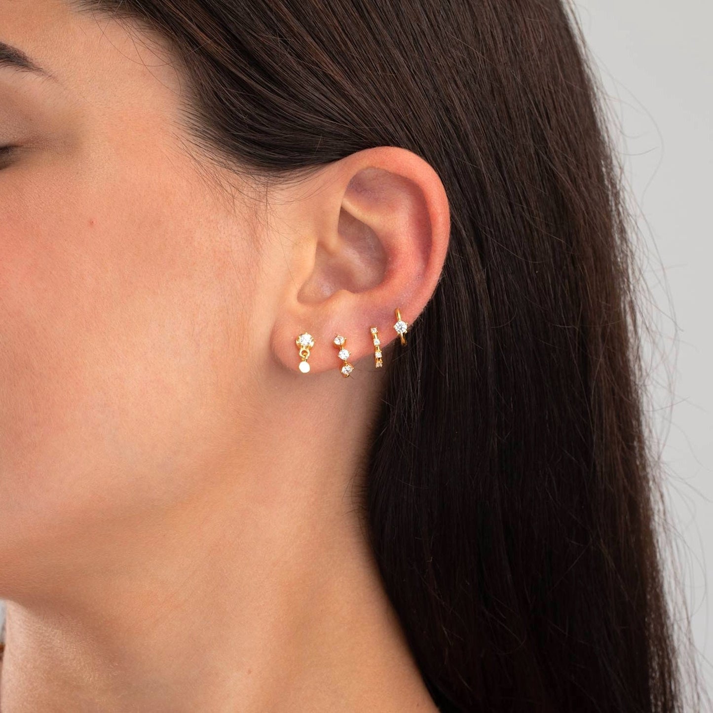 Créoles solitaire zircon pour femme doré ou argent