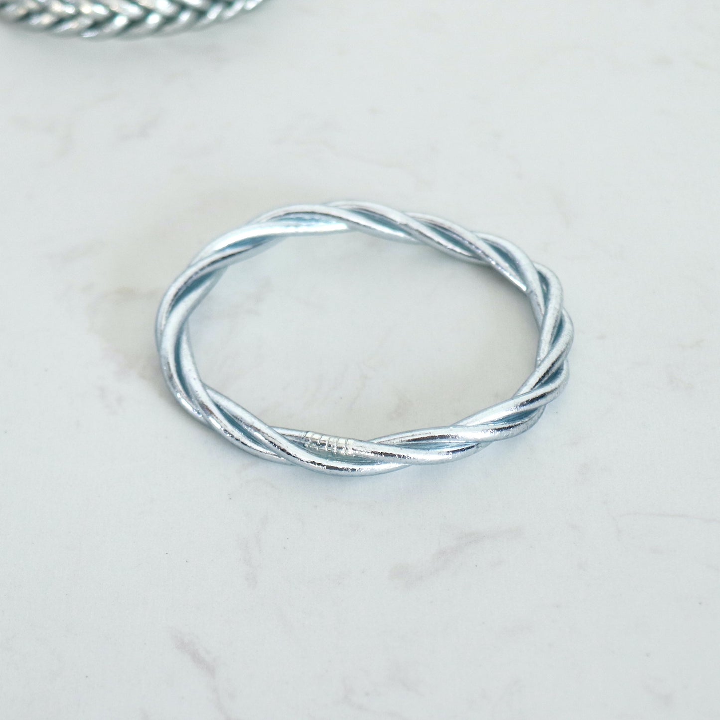 Bracelet jonc torsadé argent, jonc bouddhiste femme