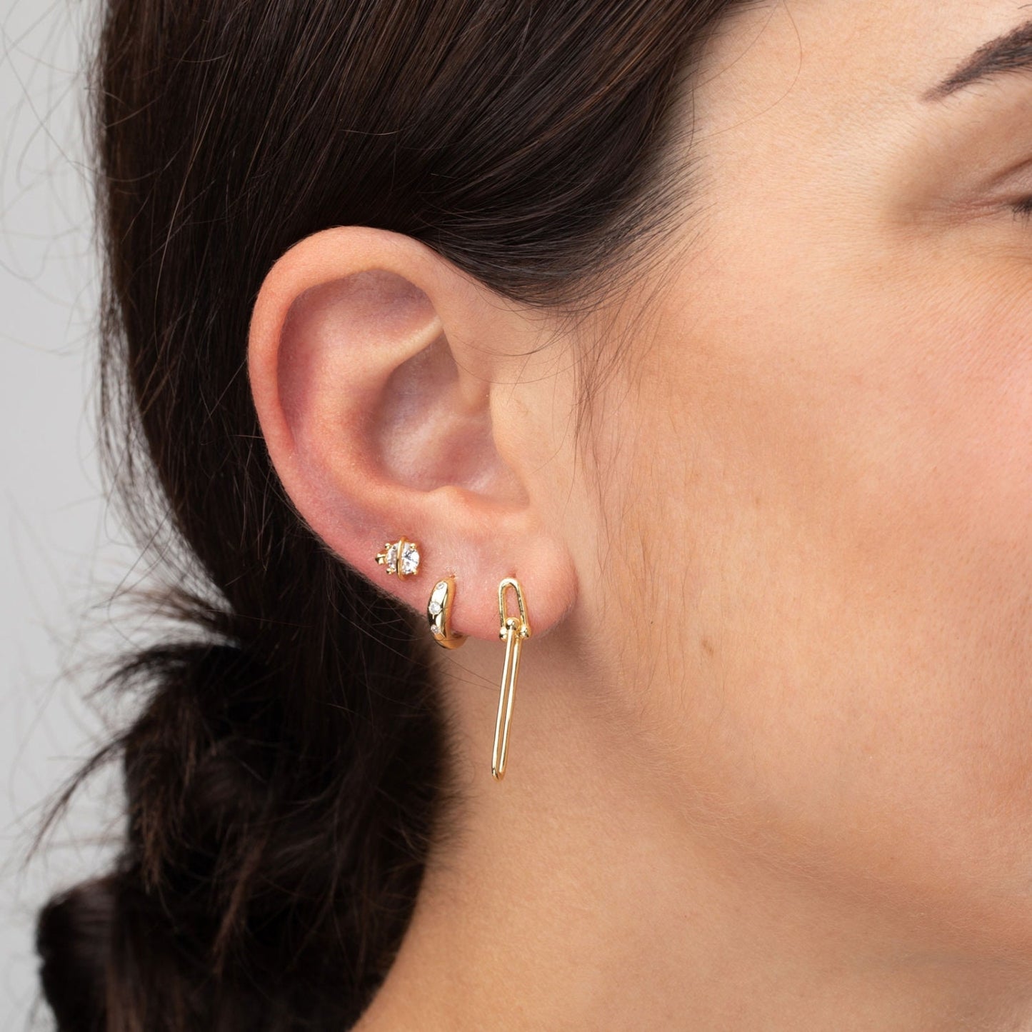 Boucles d'oreilles créoles avec zircons pour femme doré ou argent