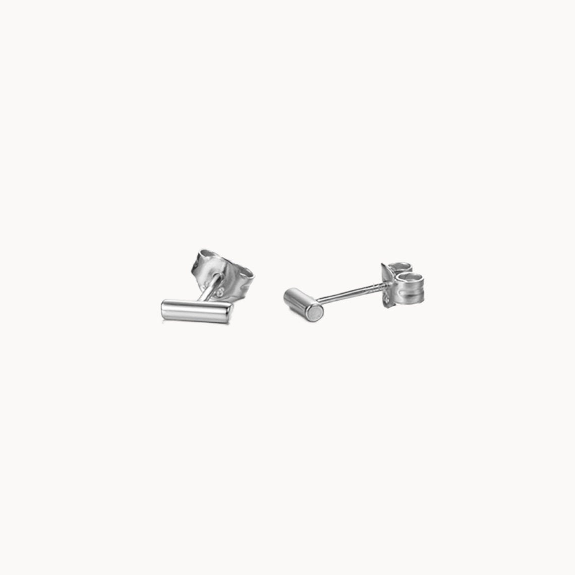 Clous d'oreilles femme barre en doré ou argent
