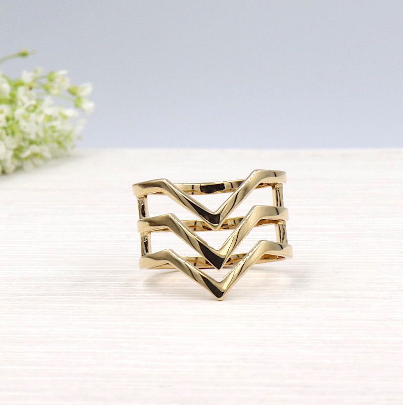 Bague femme plaqué or trois V - unbijouforyou
