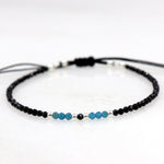 bracelet cordon femme pierres agates noires et apatites bleues