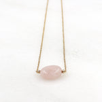collier chaine plaqué or et pierre quartz rose ovale