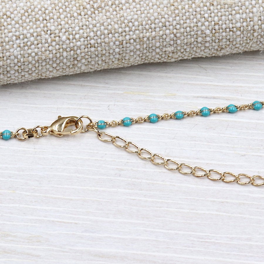 Collier plaqué or et perles turquoises pour femme - unbijouforyou