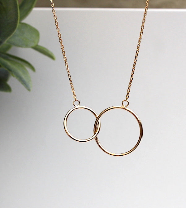 collier femme plaqué or anneaux entrelacés - unbijouforyou