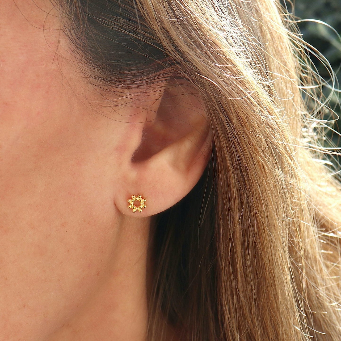 boucles d'oreilles puces soleil femme argent ou doré,