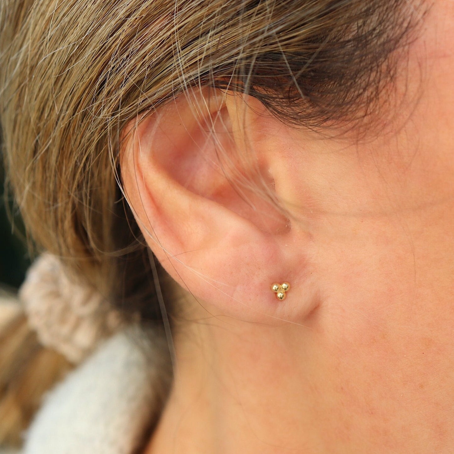 boucles d'oreilles puces trois boules femme doré ou argent