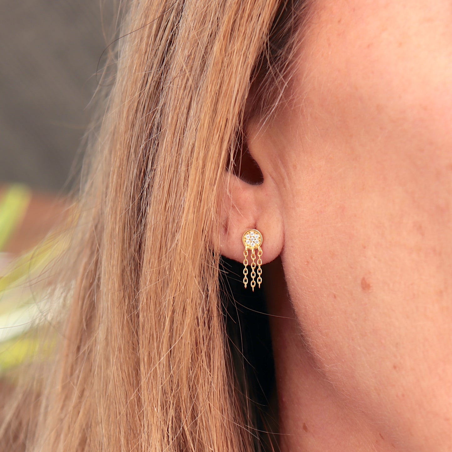 Petites puces d'oreilles cercle zircons avec chaines