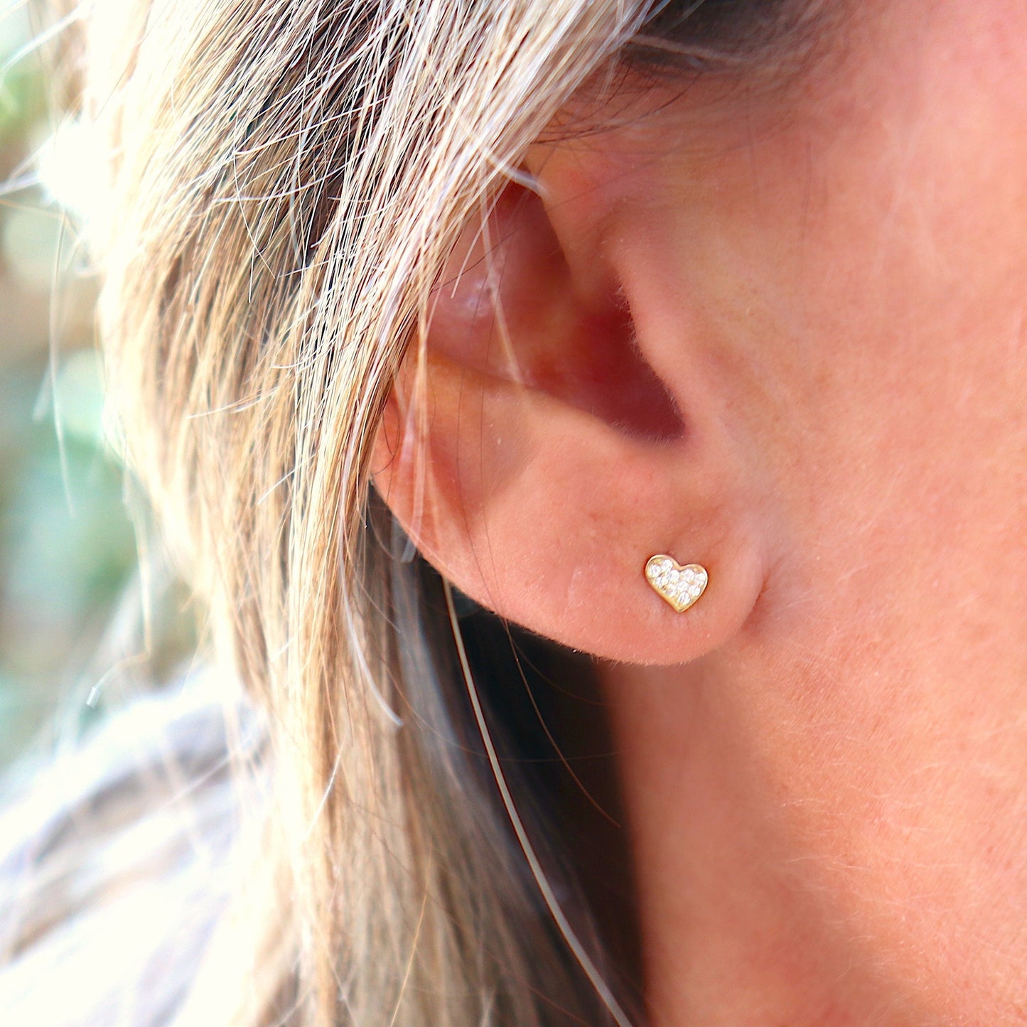 Puces coeur avec mini zircons,mini clous d'oreilles femme minimaliste argent ou doré