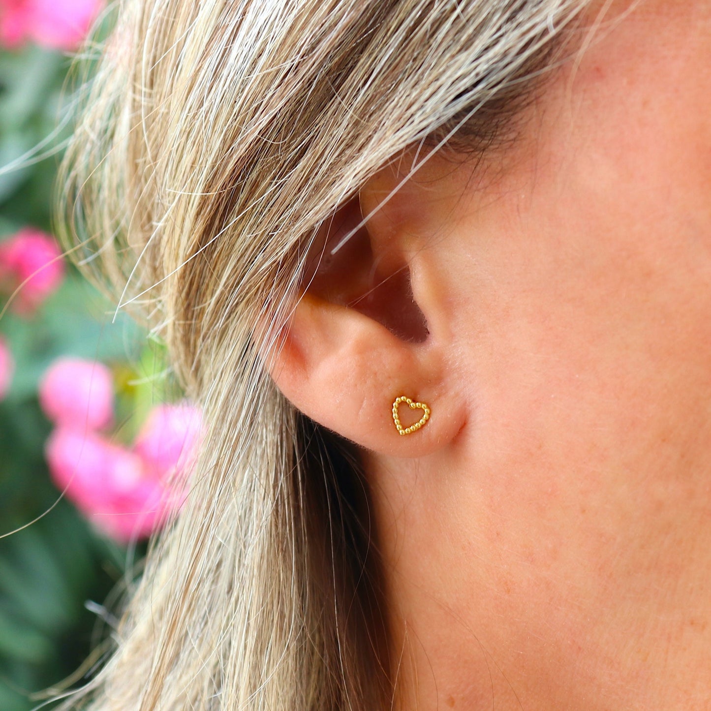 Puces d'oreilles coeur boules argent ou doré pour elle
