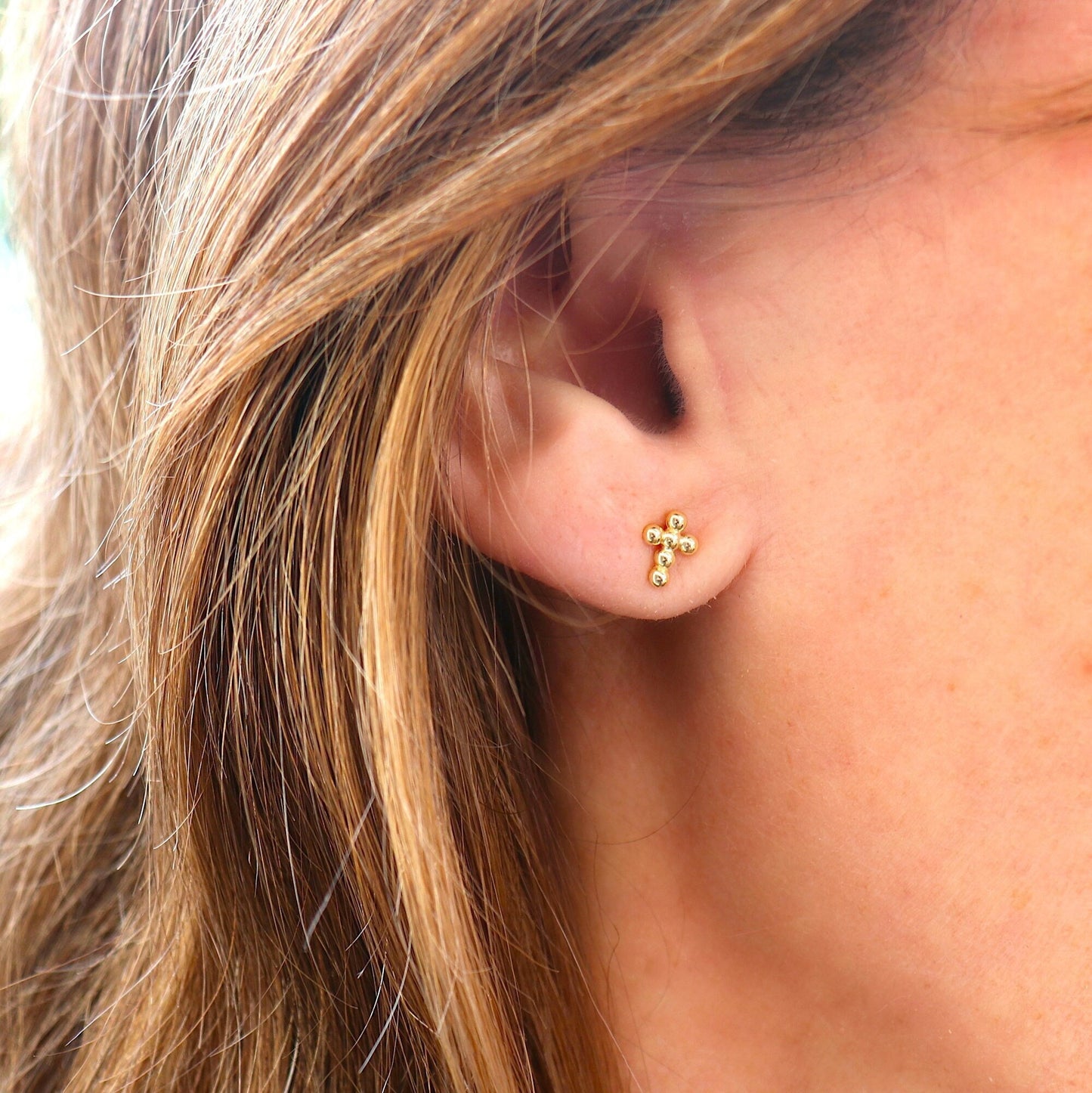 Boucles oreilles puces croix boules femme doré ou argent