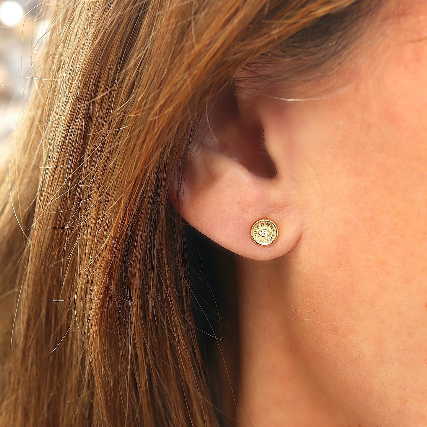 Boucles oreilles puces femme motif oeil avec zircon doré ou argent