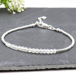 Bracelet perles argent 925 et pierres de lune facettées