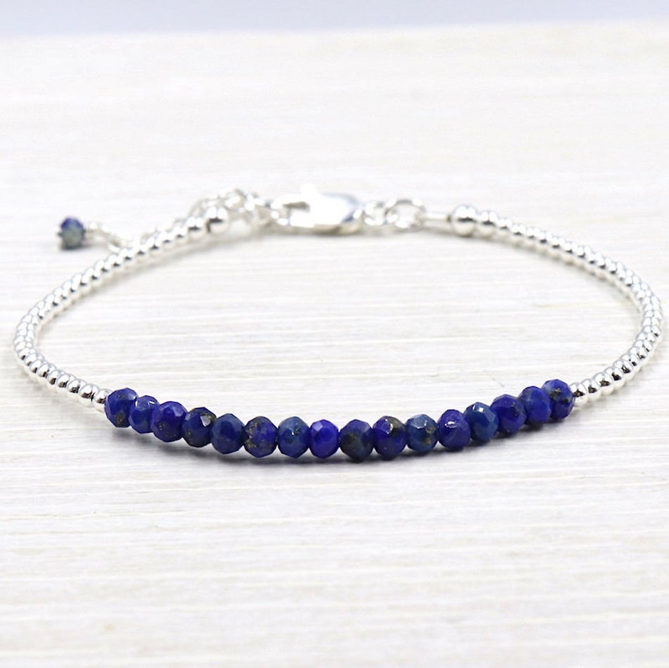 bracelet femme pierres de gemmes lapis lazuli et perles rondes argent