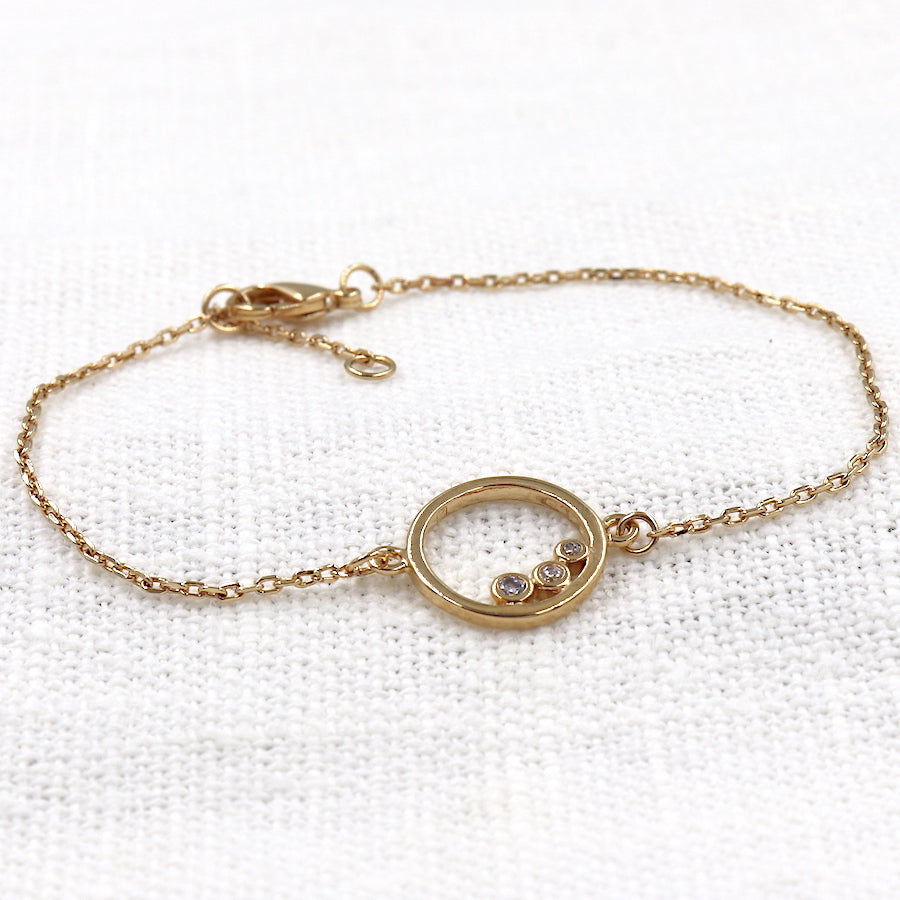 Bracelet femme anneau en plaqué or et zircons sur chaine