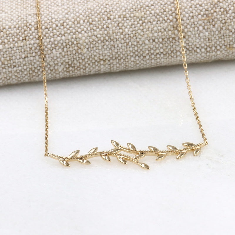 collier femme plaqué or feuille de laurier - unbijouforyou