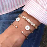 Bracelet jonc motif soleil plaqué or émaillé blanc pour femme - unbijouforyou